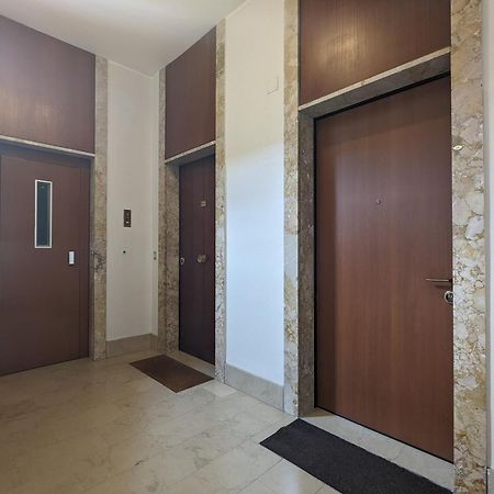 Big House-Private Parking-12" Walk From The Arena Leilighet Verona Eksteriør bilde